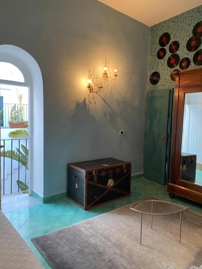 Suites Edivino Design カプリ エクステリア 写真